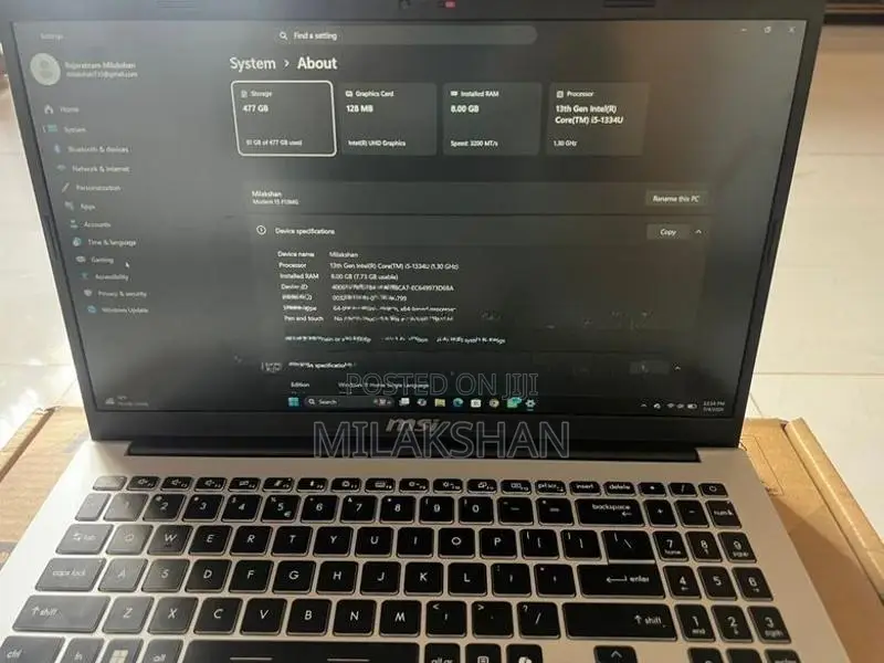 MSI Modern 15 F13MG Laptop