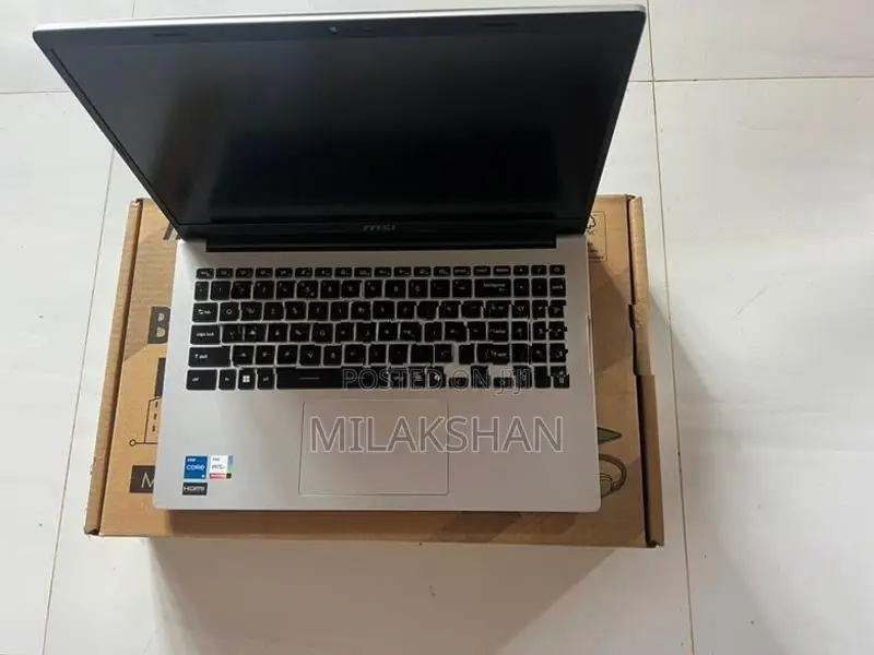 MSI Modern 15 F13MG Laptop