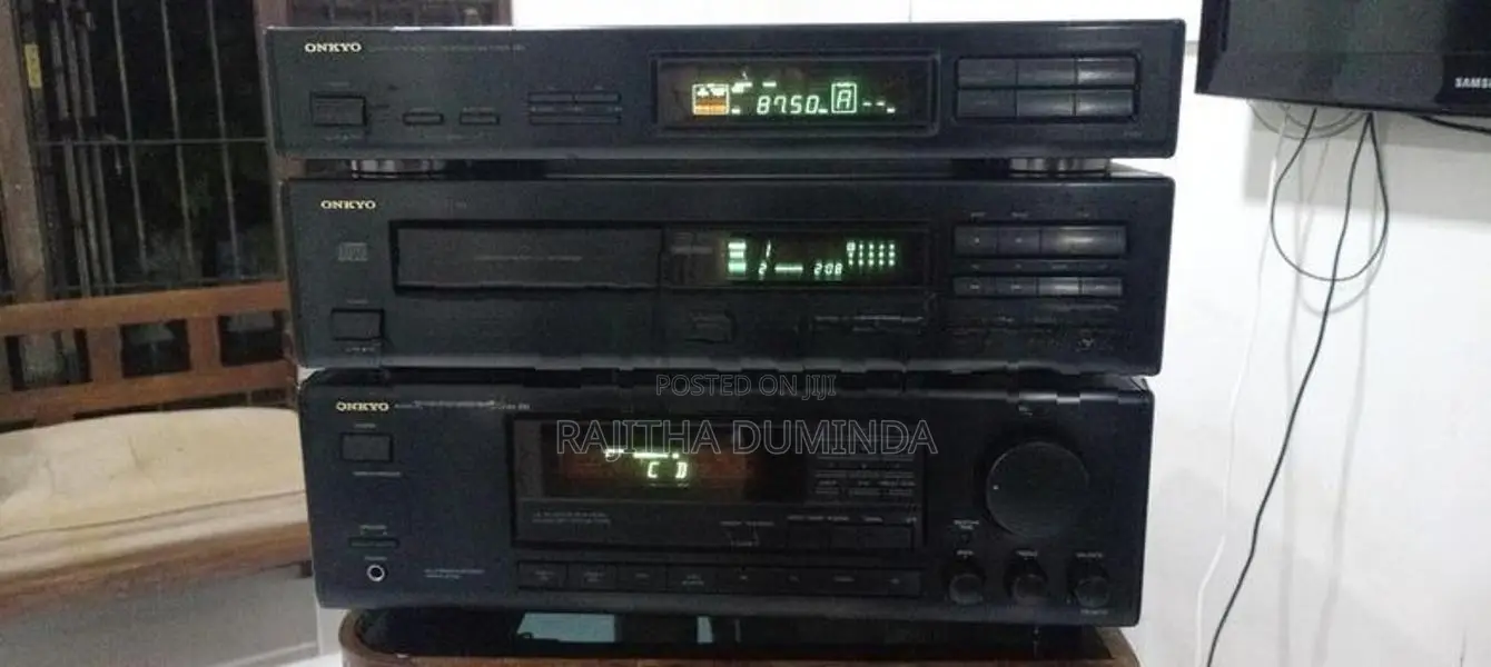 onkiyo amplifier CD player Tuner