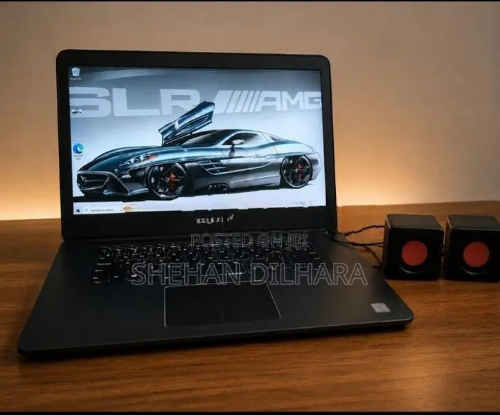 Dell Inspiron 15 (7548) - Core i7 / 16GB RAM 4GB VGA