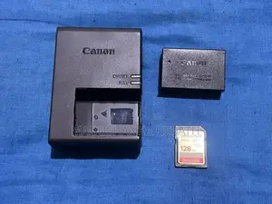 Canon EOS 250D DSLR Camera with 18-55 Lens