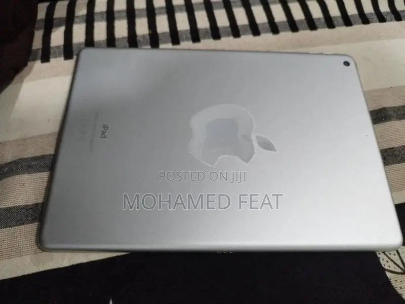Apple iPad 9th Gen (Used)
