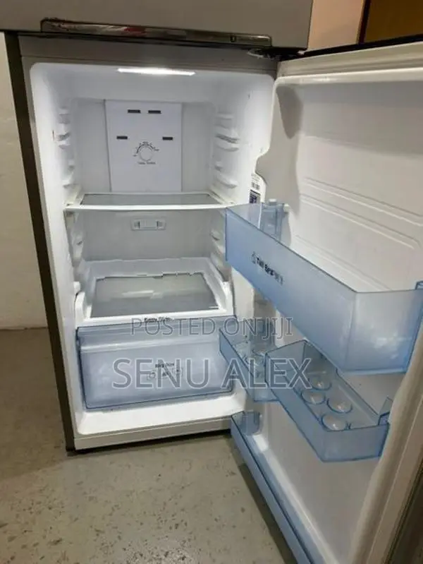 250L Samsung Refrigerator