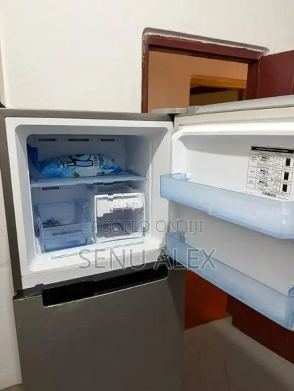 250L Samsung Refrigerator