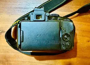 Nikon D5300 DSLR Camera with AF-P NIKKOR 18-55mm VR Lens