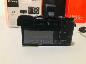Sony A6000 + kit lens 55mm-210mm