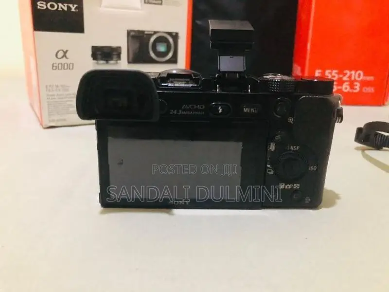 Sony A6000 + kit lens 55mm-210mm