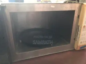 Microwave Oven