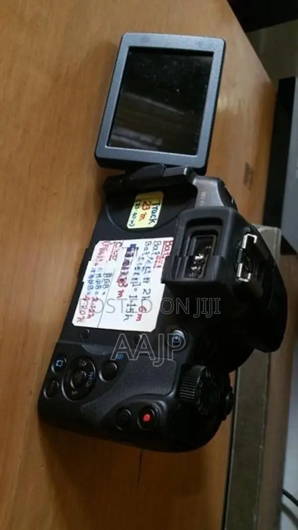Canon SX 60 Super zoom camera