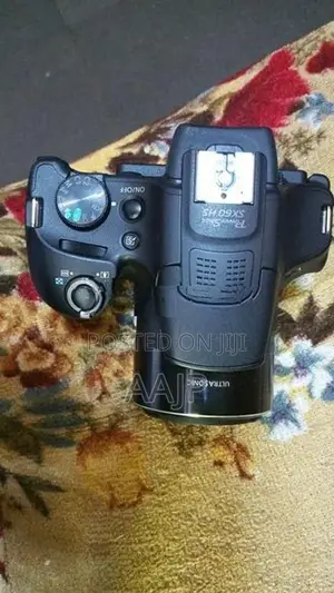Canon SX 60 Super zoom camera