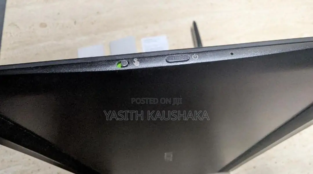 Wacom Intuos Pro Graphic Tablet