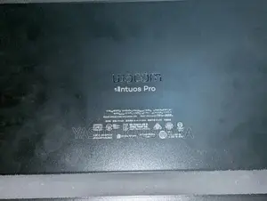 Wacom Intuos Pro Graphic Tablet