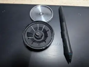 Wacom Intuos Pro Graphic Tablet