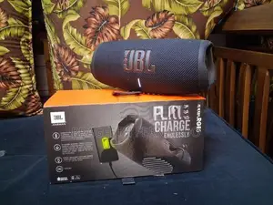 JBL Charge 5