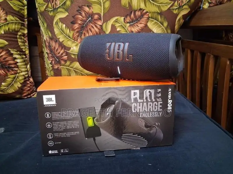 JBL Charge 5