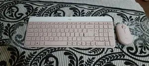 Logitech K770 Wireless Keyboard With Mouse