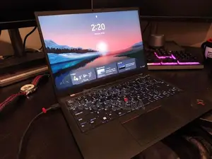 Lenovo Thinkpad X1 Carbon Gen 9