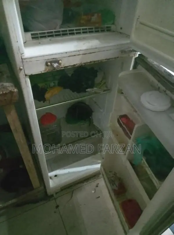 Refrigerator