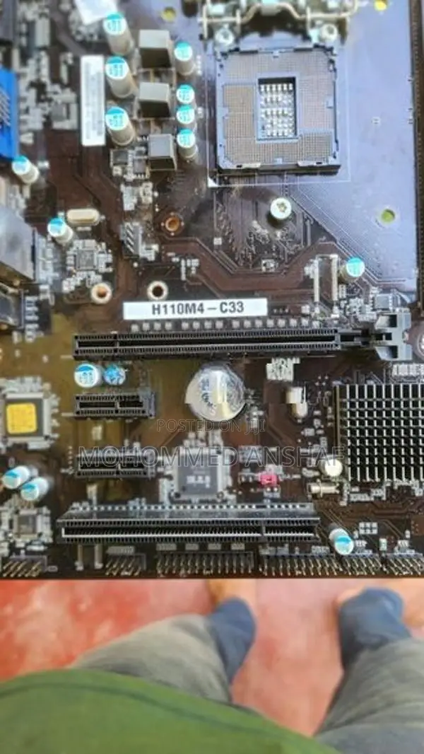 H110M4 Motherboard