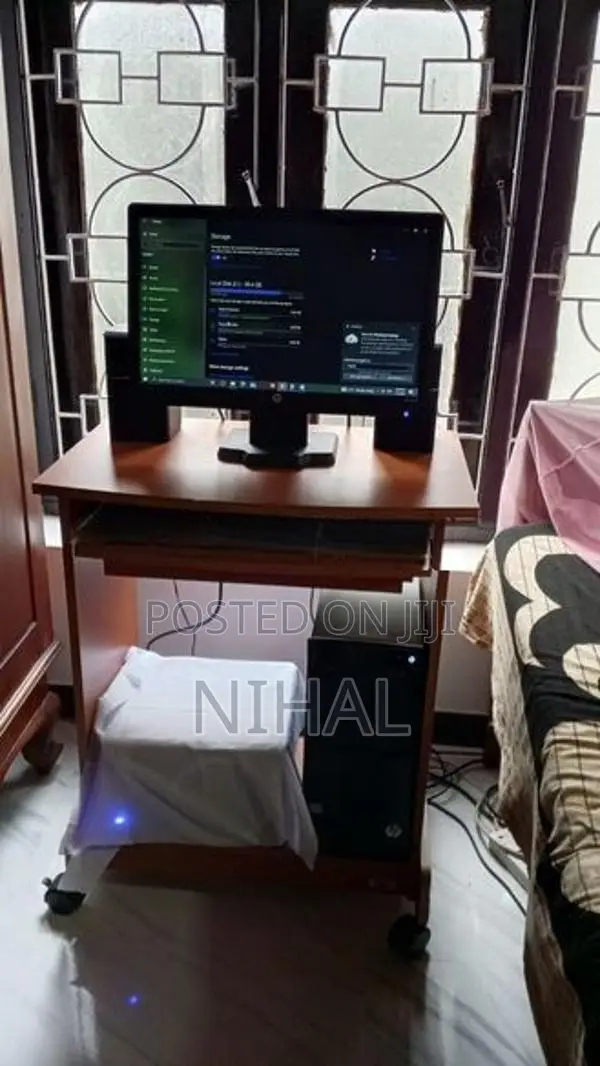 HP ඩෙස්ක්ටොප් පරිගණකය