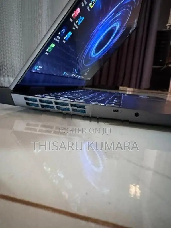 Lenovo LOQ 15IRX9 Gaming Laptop