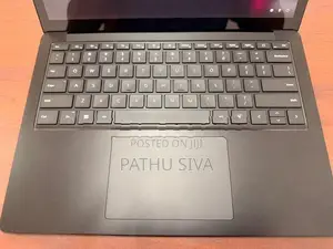 Microsoft surface Laptop 5