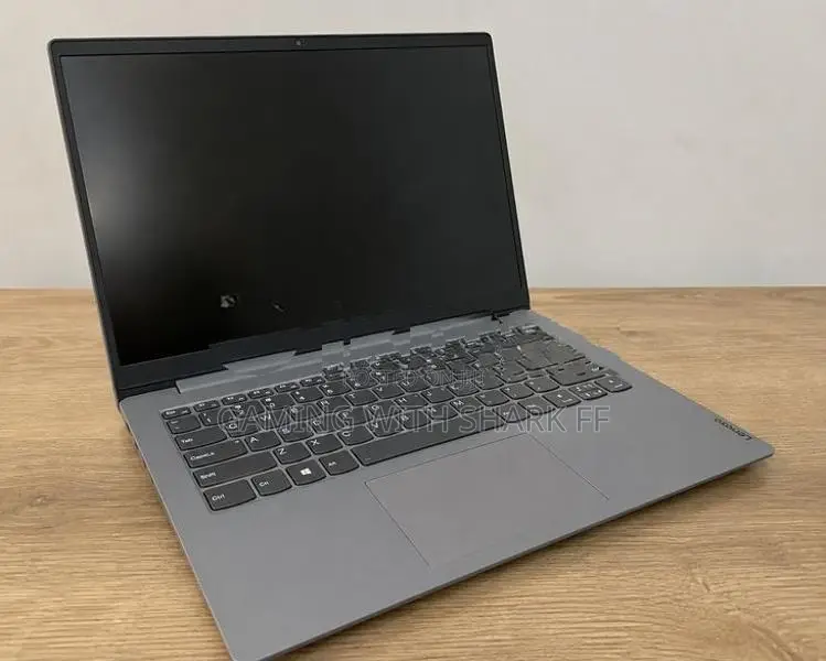 Lenovo IdeaPad Slim 3 15AMN8 AMD Ryzen 5 7520U