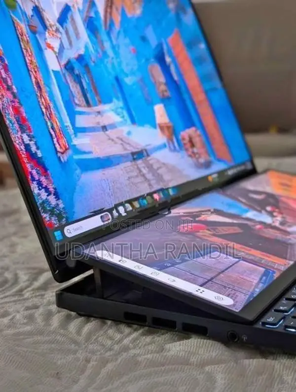 ​Asus Zenbook Pro Duo OLED