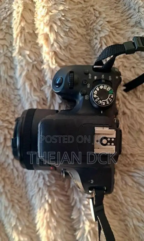 Canon 800D Camera with 50mm Lens
