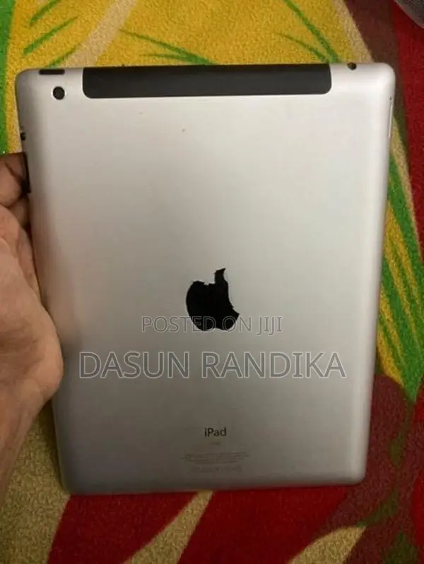 Apple iPad (Used)
