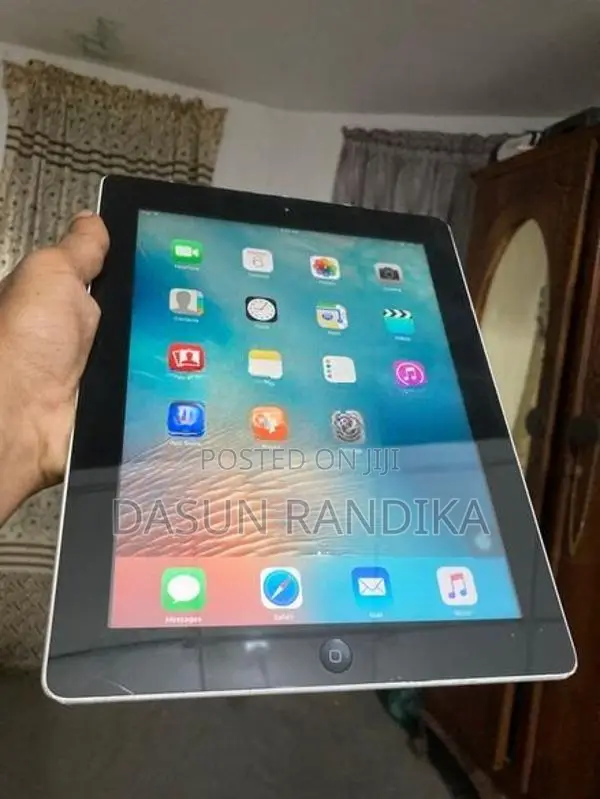 Apple iPad (Used)