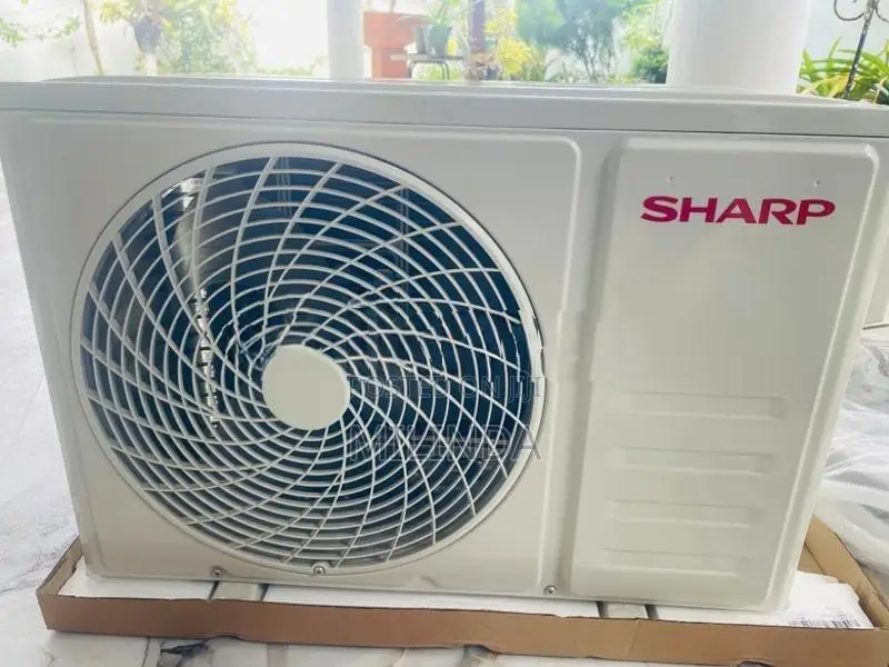 Midea 12000BTU Air Conditioner