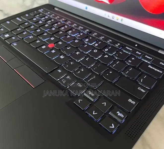 Lenovo ThinkPad X1 Carbon Gen 9 11th Core i5