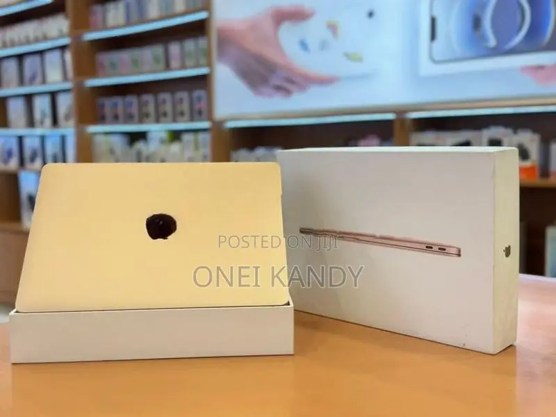 Apple MacBook Air Intel i3 (Used)