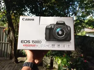Canon EOS 1500D Camera With 18-55mm Kit Lens Box