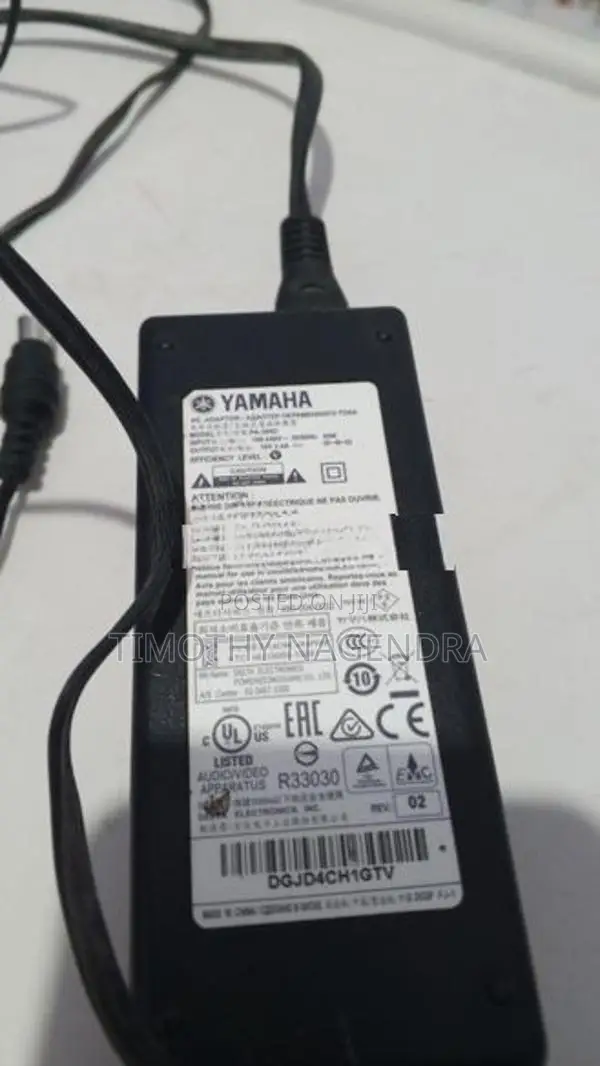 Yamaha AC Power Adapter (PA-300C) – 16V 2.4A