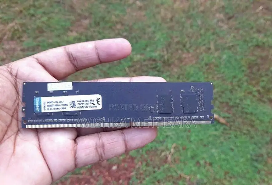 DDR4 4GB 2400mhz RAM with i5 6500 Processor
