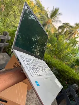 ASUS VivoBook 15 K513