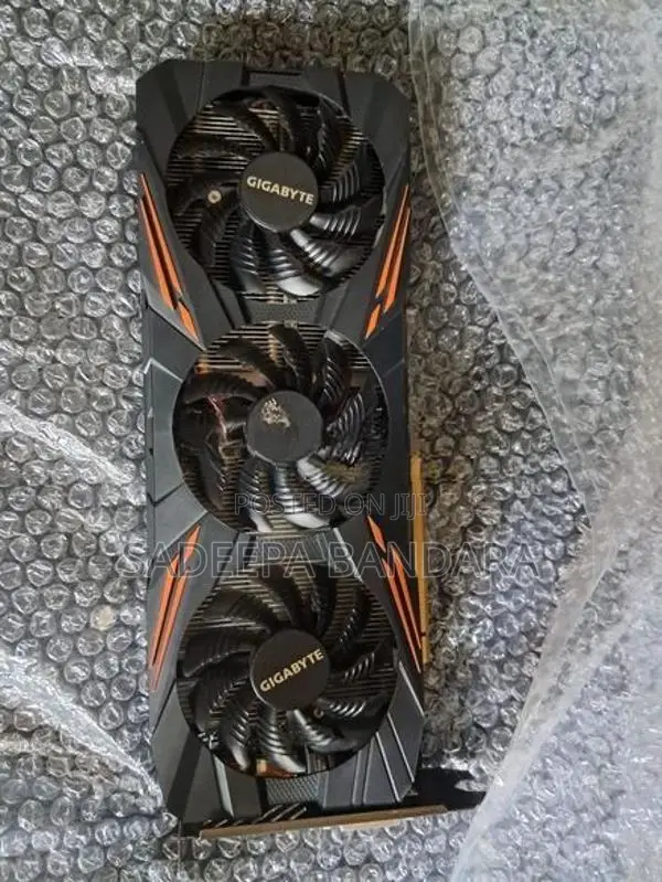 GIGABYTE 1080 8gb Triple fans