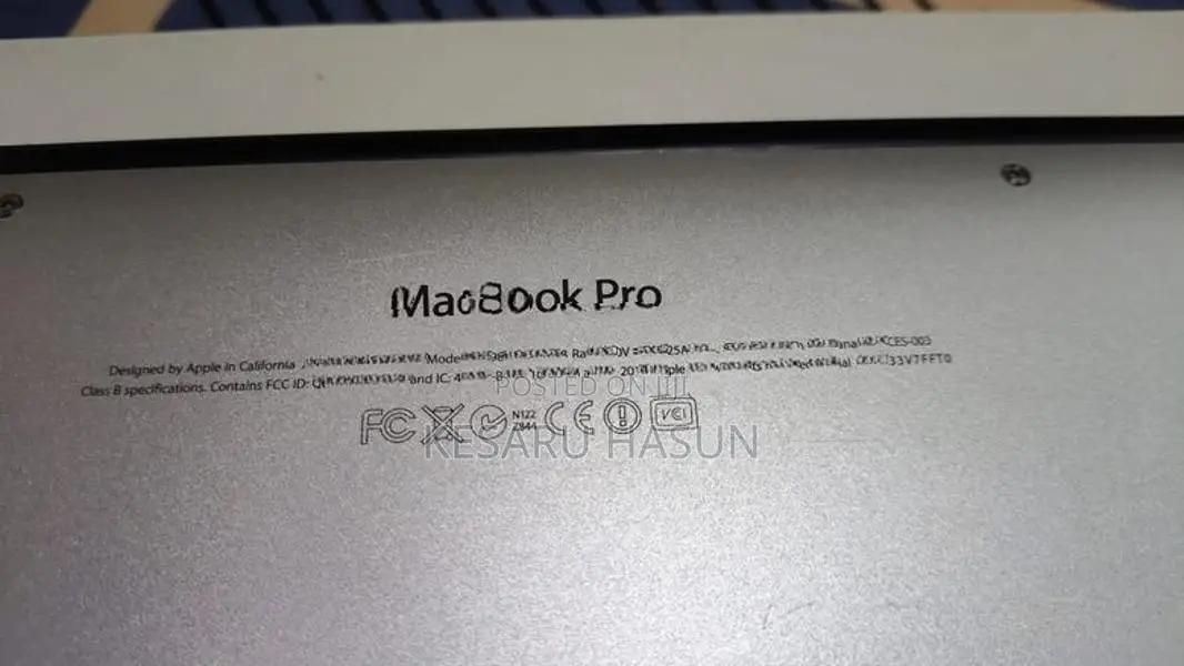 MacBook Pro 2013 15-inch for Parts (New Battery with Charger)