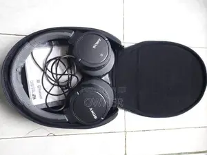 Sony Bluetooth /Noise Cancelling Headphones