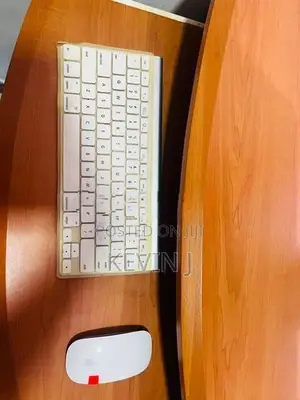 Apple iMac 21.5-inch, Mid 2014