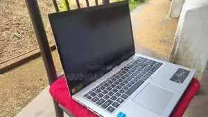 I 3 11th GEN Laptop