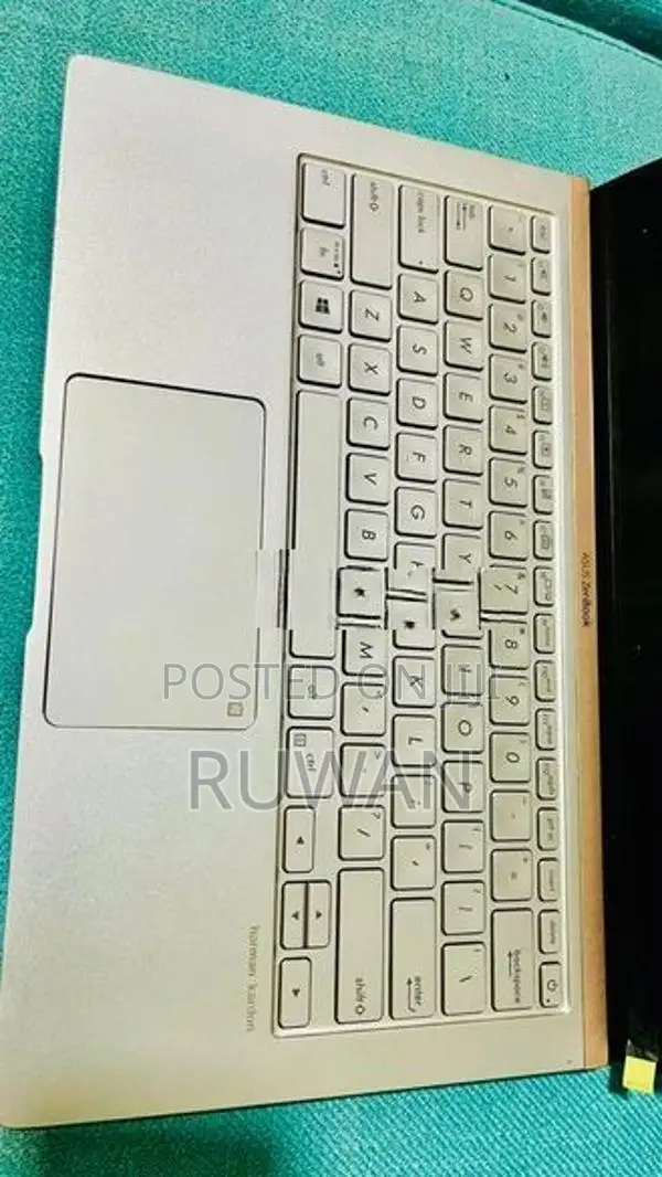 Asus i7 8 GEN Laptop