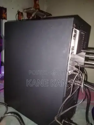 AMD Ryzen 5 3400G Desktop PC