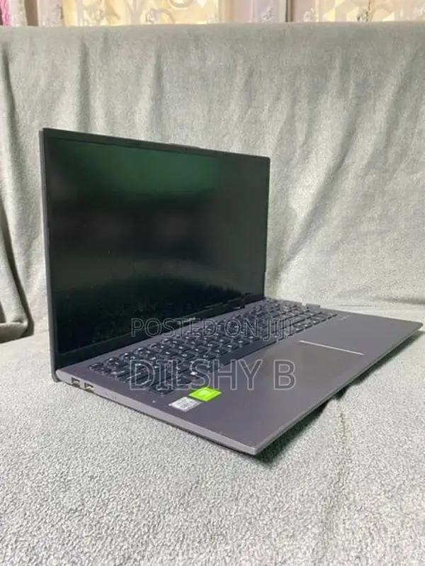 Asus VivoBook 15 (X512JP)