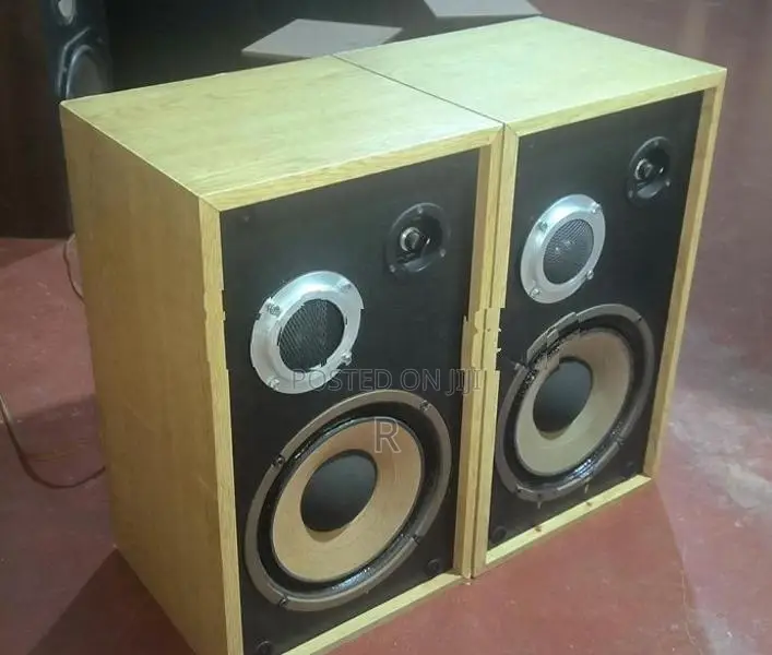 Hitachi 10 Inch Speakers