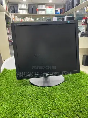 Desktop LED Monitors