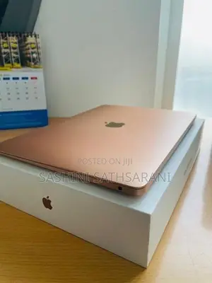Apple Mac Book