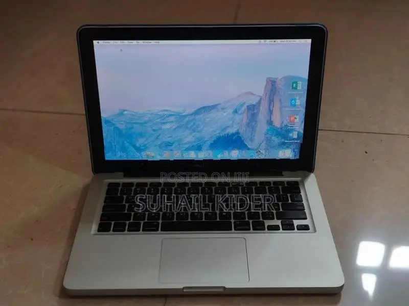 Apple MacBook 13" (Aluminum, Late 2008)
